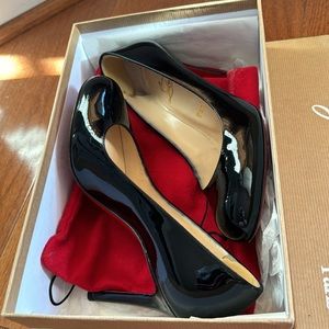 Christian Louboutin Pumps 7/37 (box/dust bag included)